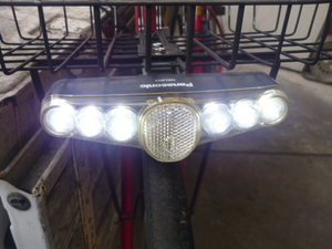 30日保証／Panasonic 電動アシスト自転車 A,girl's／BE-ENDF633R／ENDF63型用 かご下LEDフロントライト／NKL803（管6042006）