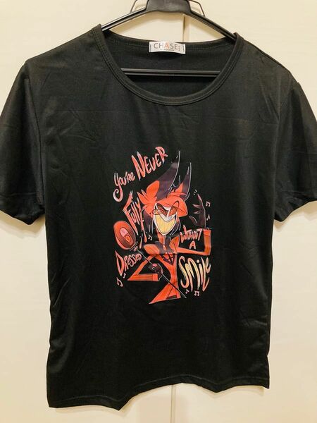 HAZBINHOTEL ハズビンホテル アラスター Tシャツ