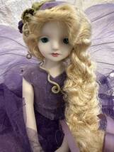 【美品】若月まり子 ビスクドール 　花の妖精（野ブドウ）紫色　全長27cm 西洋人形 アンティークドール 創作人形　④_画像2