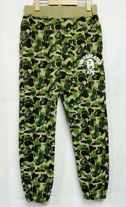 Sサイズ◆BAPE x UNDEFEATED エイプカモ スウェットパンツ Green CAMO アベイシングエイプ アンディフィーテッド A BATHING APE