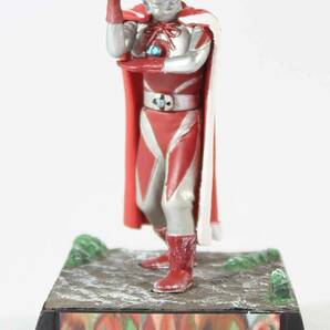 ウルトラ 超獣名鑑  復活！ウルトラの父  ウルトラの父 本体未開封新品（画像は見本）同封発送可能－Ａの画像1