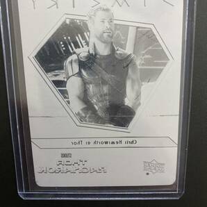 1of1 CHRIS HEMS WORTH クリス ヘムズワース marvel allure プレートカード THOR マーベル サインなし upper deck アベンジャーズ の画像1