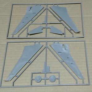 アメリカン航空 MD-11 （1/200スケール LL200 ラブライナー LT24 10124）ジャンクの画像5