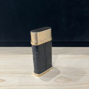 良品▼Cartier カルティエ ゴドロン 2Cモチーフ クロコダイルレザー 革巻き ガスライター ゴールド×茶 スイス製 着火確認◎ の画像4