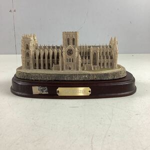 k437 ミニチュア YORK MINSTER ハンドメイド スコットランド製 FRASER CREATIONS 置物 インテリア オブジェ 中古 欠け有 台外れ有