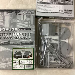 o4414 Nゲージ ストラクチュアキット 3点セット グリーンハウス 入母屋2階建ての商家 むしこ造りの町屋としもたや 看板建築 未組立の画像7