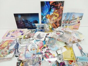 [B5C-64-010-1] アニメ グッズ アクリル ラバスト 缶バッジ など まとめ売り 開封済み ジャンク グリッドマン ごちうさ コナン ほか