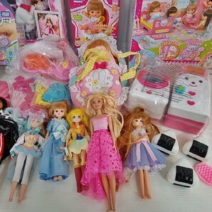 [G-373] リカちゃん メルちゃん おもちゃ まとめ売り ジャンク ぷにるんず ぷにぷらす 着せ替え人形の画像5