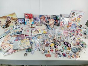 [BR-211] アニメ グッズ まとめ売り 彼女お借りします/ラブライブ/FGO/ゆるキャン 開封済み ジャンク 缶バッジ/ラバスト/トートバッグ など