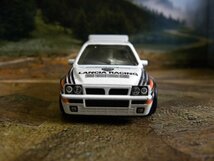 即決☆☆ルース LANCIA DELTA INTEGRALE ランチア　デルタ PREMIUM メタルシャーシ、リアルライダー ホットウィール Hot Wheels☆_画像5