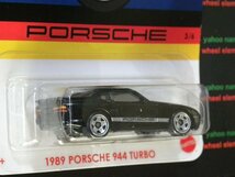 即決☆☆1989 PORSCHE 944 TURBO　メタルベース ポルシェシリーズ　ホットウィール Hot Wheels_画像5