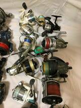 V349〇現状品 釣具 リール 90点まとめて AbuGarcia アブガルシア CARDINAL SX5000/DAIWA ダイワ Dynamic 5000D CREST3000H/SHIMANO シマノ _画像6