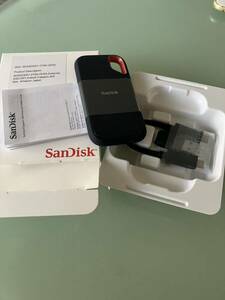 SDSSDE61-2T00-GH25 [エクストリーム ポータブル SSD V2 （SDSSDE61-***-GH25） 2TB]