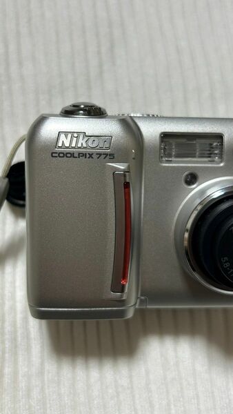 デジタルカメラ Nikon COOLPIX 775 ジャンク品