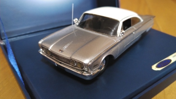 即決　フォード　純正　特注　1/43 1960 Starliner Galaxie　プラチウムシルバー　FPM433　スターライナー　絶版　レア