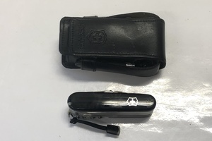 【送料無料】東京)◇VICTORINOX ビクトリノックス スイスチャンプ ブラック ケース付 No.901