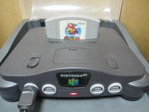 Nintendo 家庭用ゲーム機 NINTENDO64 NUS-001 周辺機材、ソフト、ケース付 現状渡中古品 管KD164_画像3