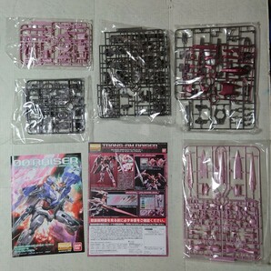 新品未開封 プレバン限定 MG 1/100 ガンダムエクシア（トランザムモード）グロスインジェクションVer. ＆トランザムライザー ２点セットの画像10