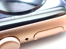 【中古】Apple Watch SE GPSモデル 40mm ゴールドアルミニウムケース と スターライトスポーツバンド MKQ03J/A(PDA9-3)_画像5