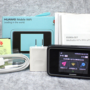 【中古 美品】国内版 SIMフリー HUAWEI Mobile Wi-Fi E5383s-327 グレー＆シルバー モバイルルーター(PCA1266-1)の画像1