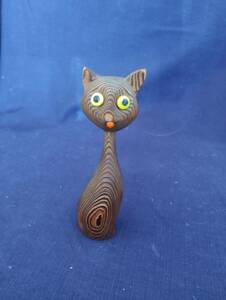 木彫り 置物 猫 　レトロ アンティーク 
