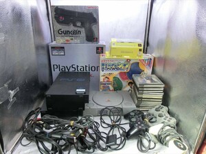 T【3み-47】【140サイズ】PS・PS2 本体 各2台 計4台セット/ソフト・周辺機器付き/通電可/ジャンク扱い/※傷・汚れ有