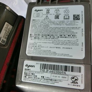 T【3む-27】【140サイズ】dyson ダイソン/コードレスクリーナー V7 Fluffy SV11/掃除機/簡易動作確認済/※傷・汚れ有の画像3