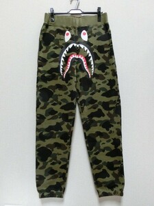 T【メ4-70】【60サイズ】▲a bathing ape アベイシングエイプ camo wide fit sweat pants カモワイド スウェットパンツ/M/※スレ・跡有