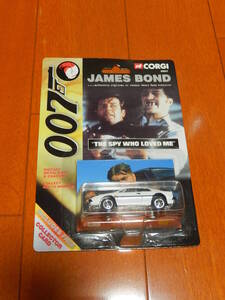 1/64 ミニカー ロータス エスプリ コーギー 99657 007 The Spy who loved me