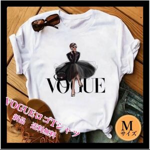 VOGUE ロゴTシャツ　可愛いプリント Tシャツ　SNS人気　海外セレブ 白 Mサイズ　半袖Tシャツ　レディース　ガールズ