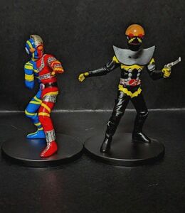 人造人間キカイダーとハカイダーのフィギュアセット