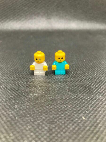 レゴ　ミニフィグ　赤ちゃん2体セット