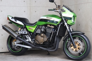 横浜～　Kawasaki　ＺＲＸ１２００Ｒ　平成16年式　Ａ4　キャンディライムグリーン　カスタム　綺麗　好調