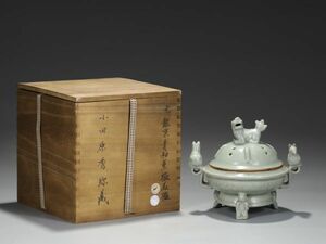 元代 龍泉窯 陶磁器 青釉獅子熏爐蓋爐【仁】染付 置物擺件 古賞物 古美術 中国古玩 蔵出