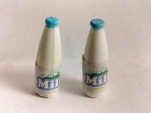 シルバニアファミリー　Milk 　牛乳　2本セット　飲み物　おままごと