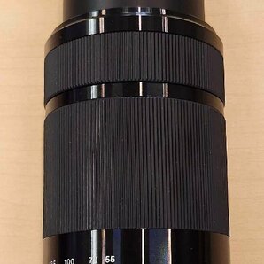 美品 SONY ソニー E 55-210mm F4.5-6.3 OSS SEL55210 ブラック 49mmプロテクター/レンズフード ALC-SH115 付きの画像4