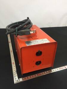 【中古品】マキタ 昇圧器 1.5KVA 50-60Hｚ /ITDFZO6CZVEM