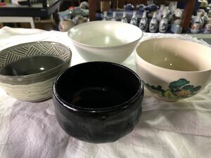 抹茶茶碗 飯碗　まとめ出品　九谷 黒楽 白釉薬 三島茶道具 陶器　箱無し　印銘　泉峯　4個