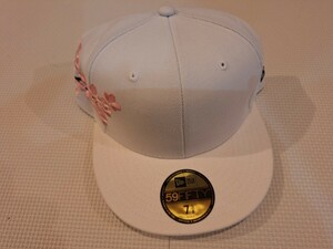ニューエラ 59FIFTY 帽子 限定　桜　キャップ 白　7 5/8　新品　未使用　本物　正規品　