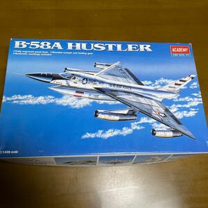 アカデミー プラモデル 1:144 B-58A HUSTLER未組立 