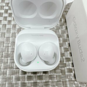 【1回使用美品/現状品/KU】動作品 Galaxy Buds2 ワイヤレスイヤホン SAMSUNG SM-R177 ギャラクシーバッズ2 IS0430の画像2