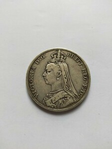 イギリス銀貨　ヴィクトリア女王　1889　 直径約38.2mm 　　重さ約28ｇ 　クラウン銀貨 　　イギリス 貿易銀