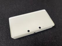 KF0603-103I　ゆうパック着払い　NINTENDO 3DS　任天堂　ゲーム機　箱付き　ホワイト系　通電OK_画像2