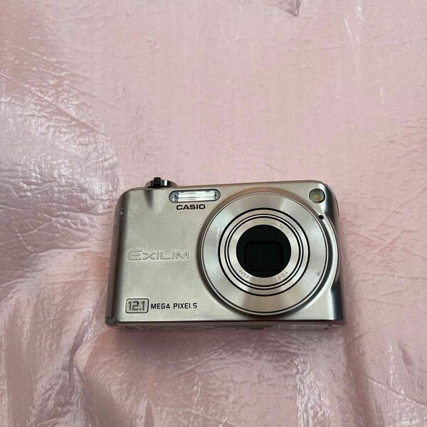 CASIO コンパクトデジタルカメラ　EX-Z1200