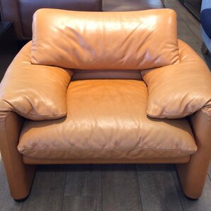 【中古】Cassina ixc. カッシーナ MARALUNGA マラルンガ  総革 1人掛けソファ 1P 高級 レザー 人気 ※店頭引き渡し歓迎の画像2