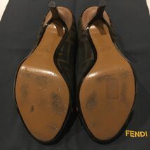 手入れ済み 希少 レア イタリア製 FENDI ズッカ ハイヒール リボン サイズ 35 1/2 22.5cm 保存布 箱付き フェンディ 靴 _画像9