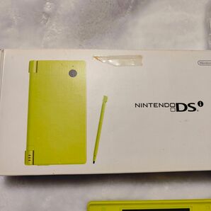 ニンテンドーDSi ライムグリーン 任天堂 Nintendo 本体 DSi 充電器 アダプター 付属 タッチペンなし