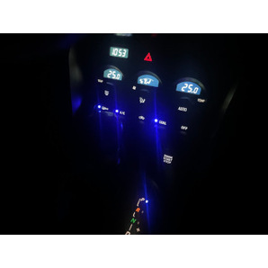 現物加工 トヨタ純正 各種スイッチ ユニット LED打ち換え致します！の画像7