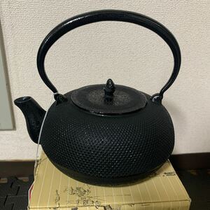 南部鉄器 南部鉄瓶 鉄瓶 茶道具 急須 伝統工芸品 未使用品 平丸アラレ 1.7　IH10255h