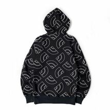 1円～!売切!【正規新品】THE NORTH FACE◆ALL OVER PRINT HOODIE パーカー US限定 裏起毛 ハーフドームロゴ 男女兼用(S)黒 総柄181130-35-c_画像6